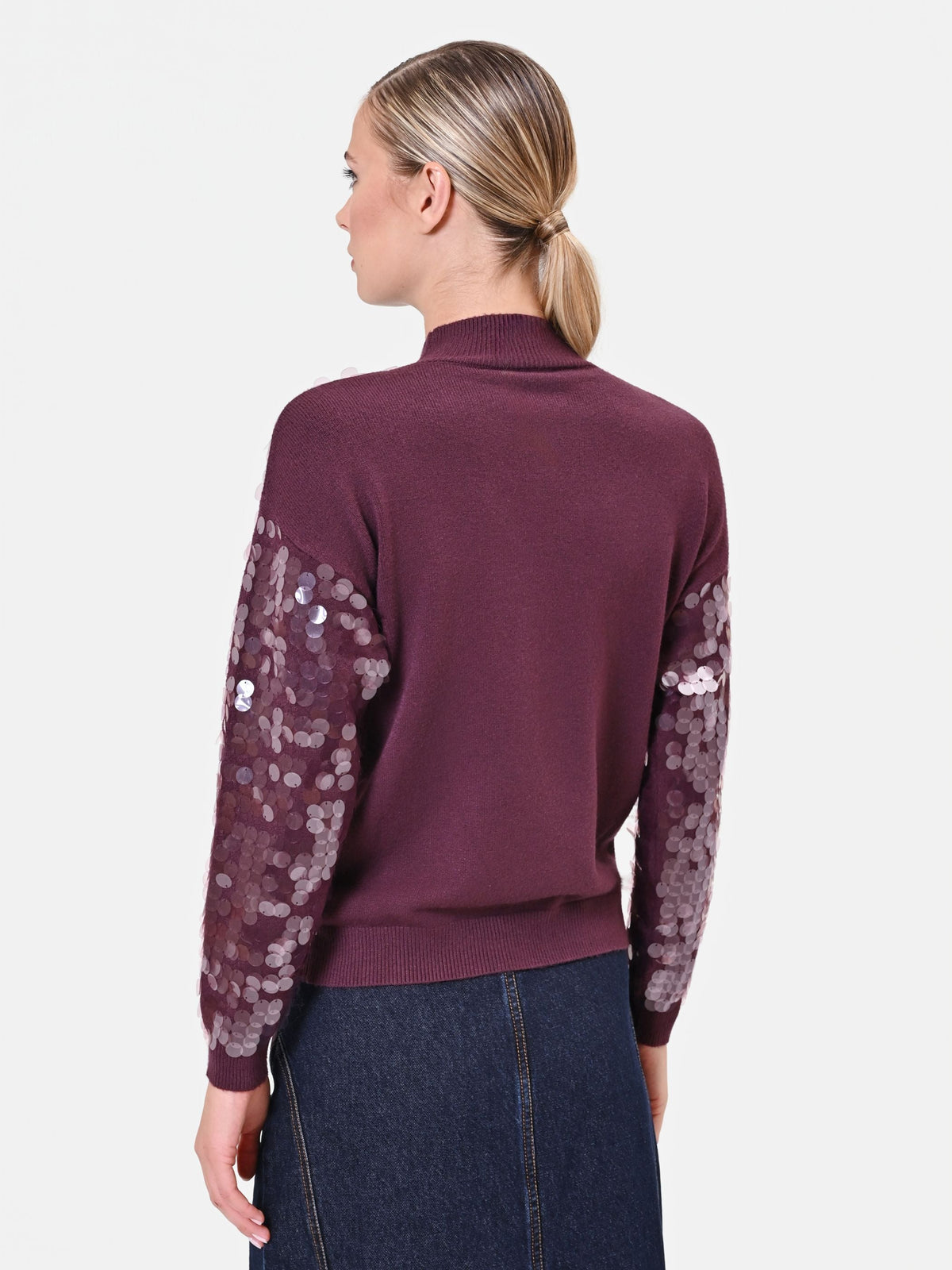 Maglia in viscosa bordeaux con paillettes