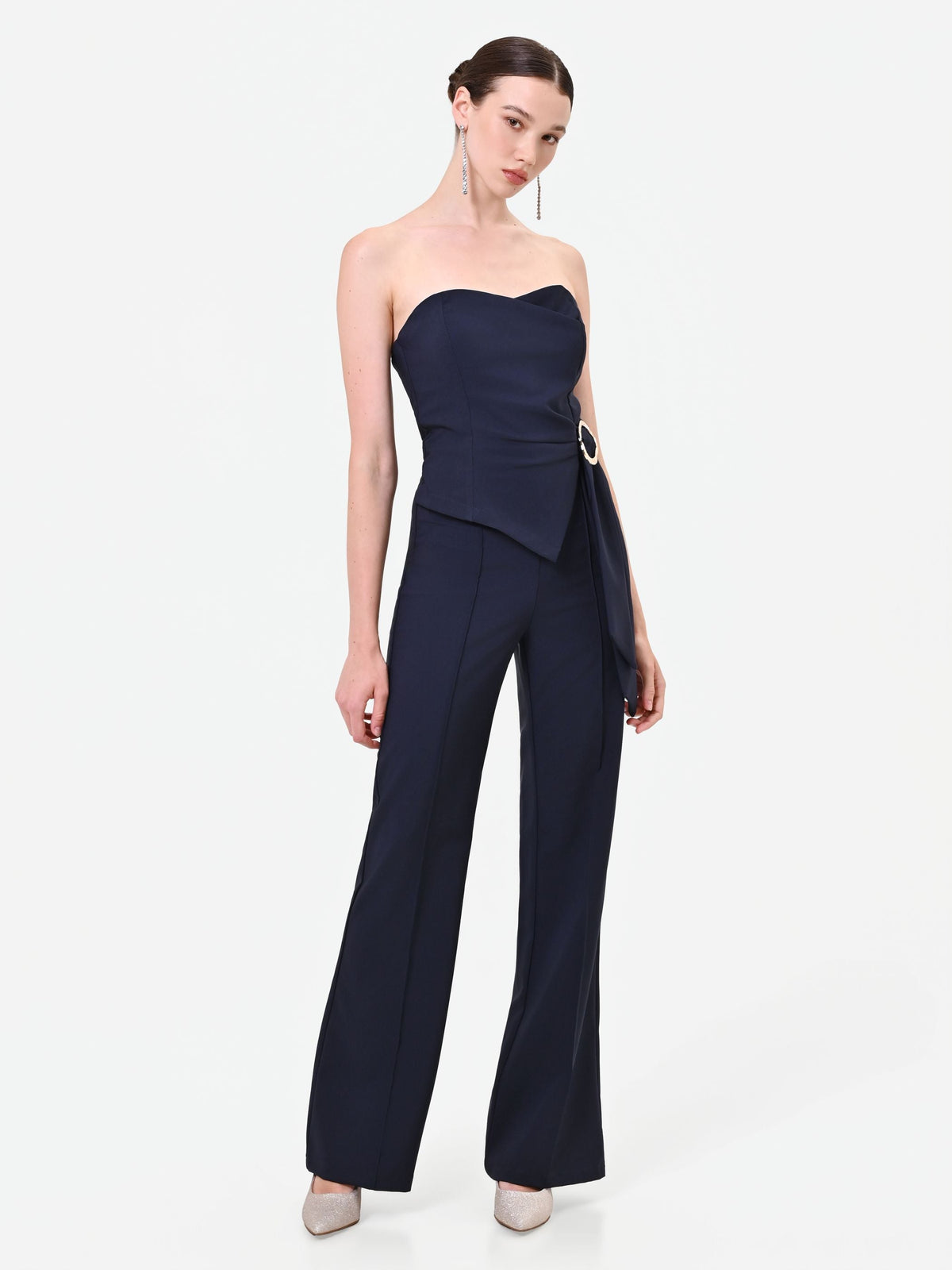 Tuta intera blu navy con bustino e drappeggio