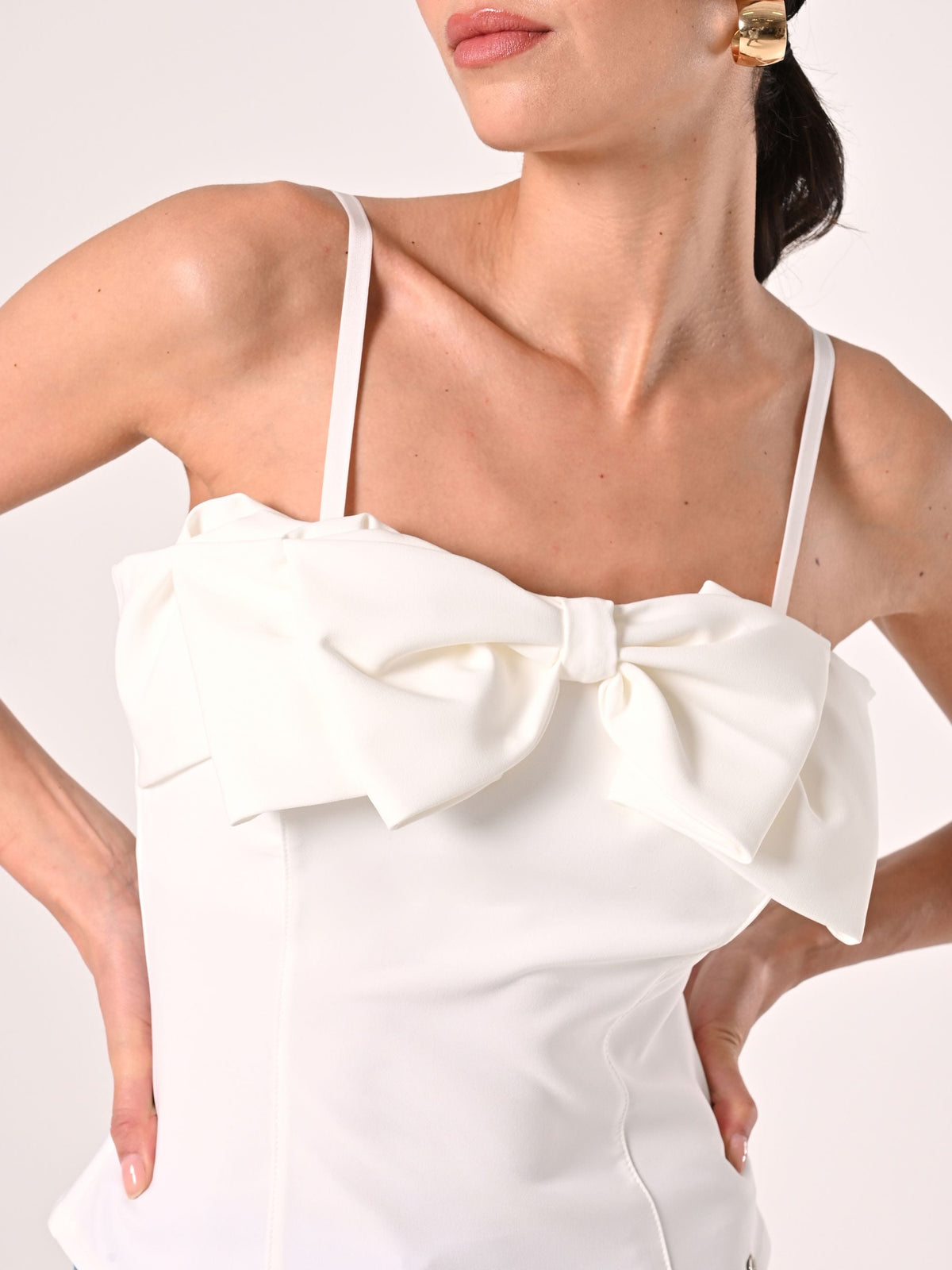 Top Bianco con Maxi Fiocco