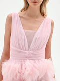 Abito corto rosa pastello con gonna in tulle