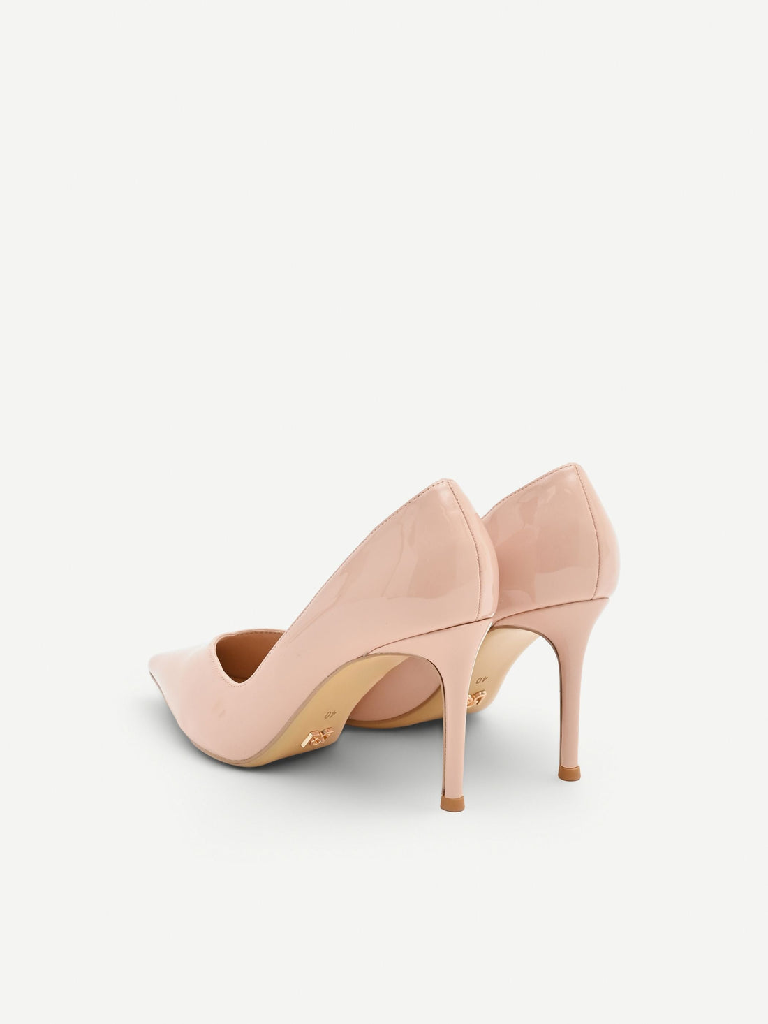 Décolleté rosa cipria in vernice