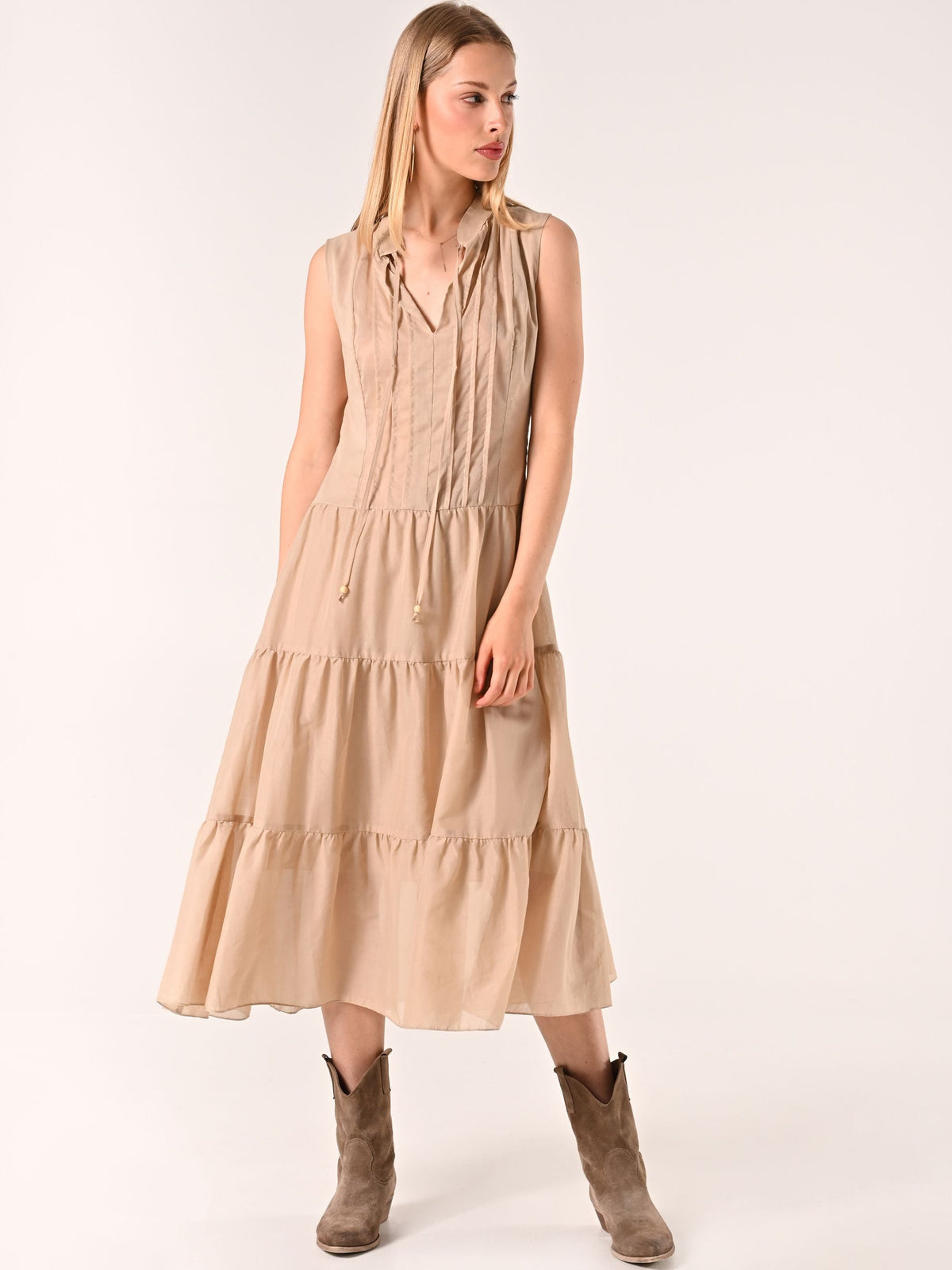 Abito a Balze Beige in Cotone