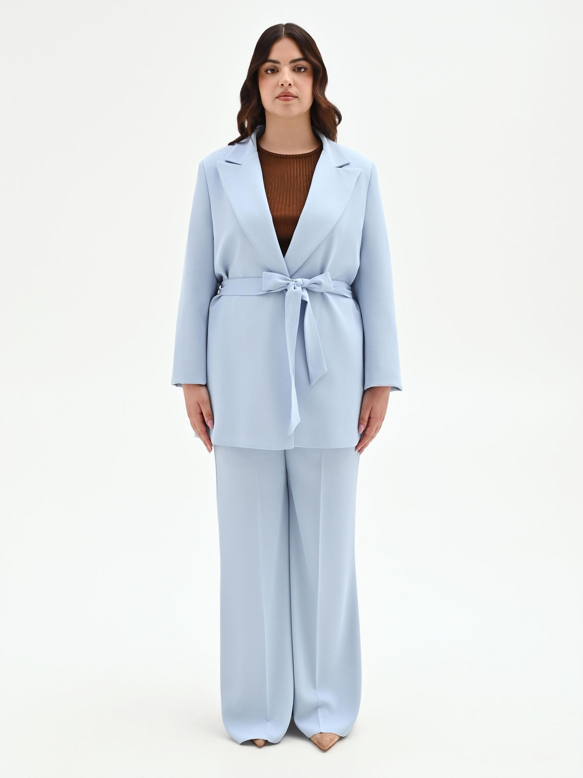 Giacca Curvy cielo azzurro con cintura in vita