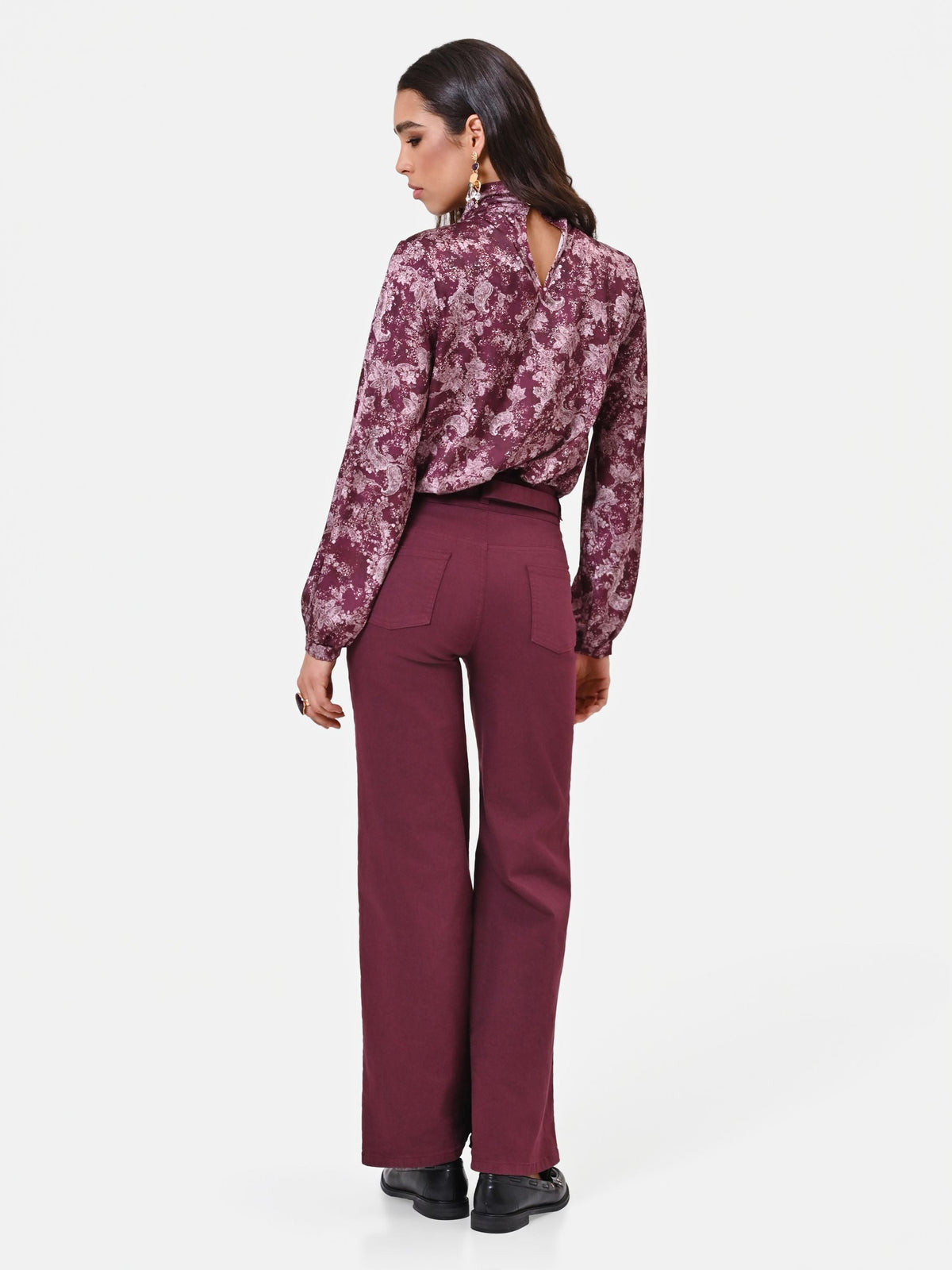 Jeans wide leg in cotone bordeaux con cintura