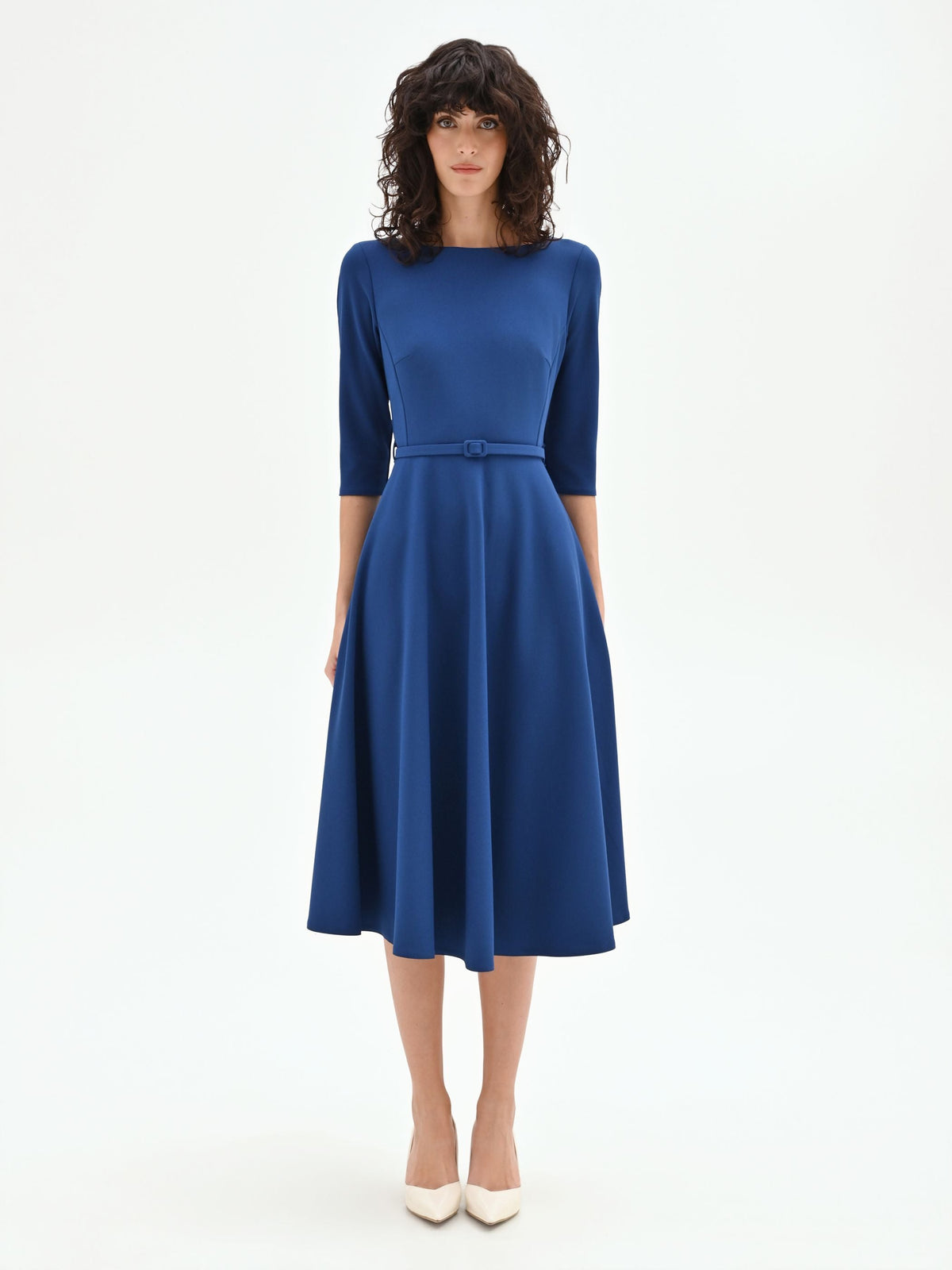 Abito midi blu brillante con cintura in vita