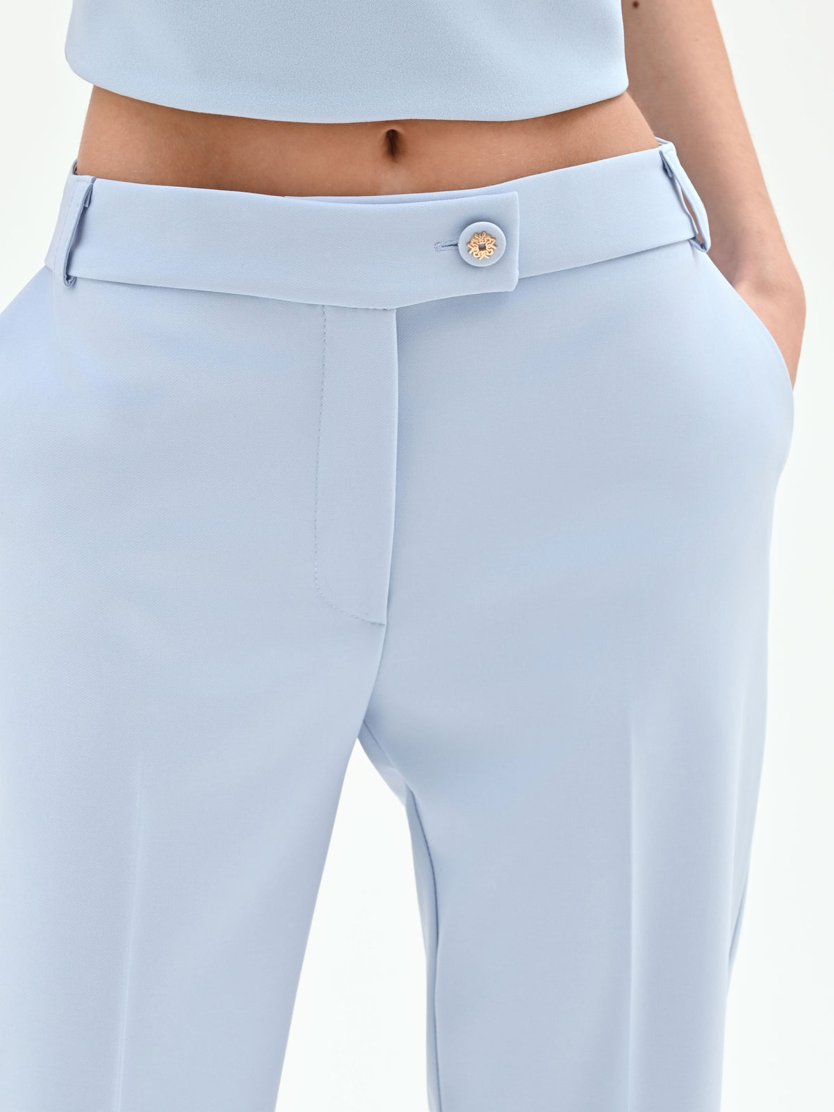 Pantalone a gamba dritta cielo azzurro
