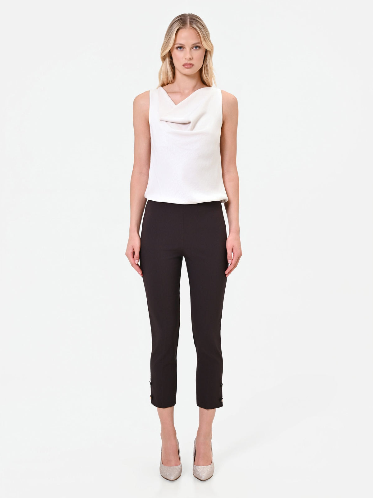Pantalone moro marrone con spacchetto laterale