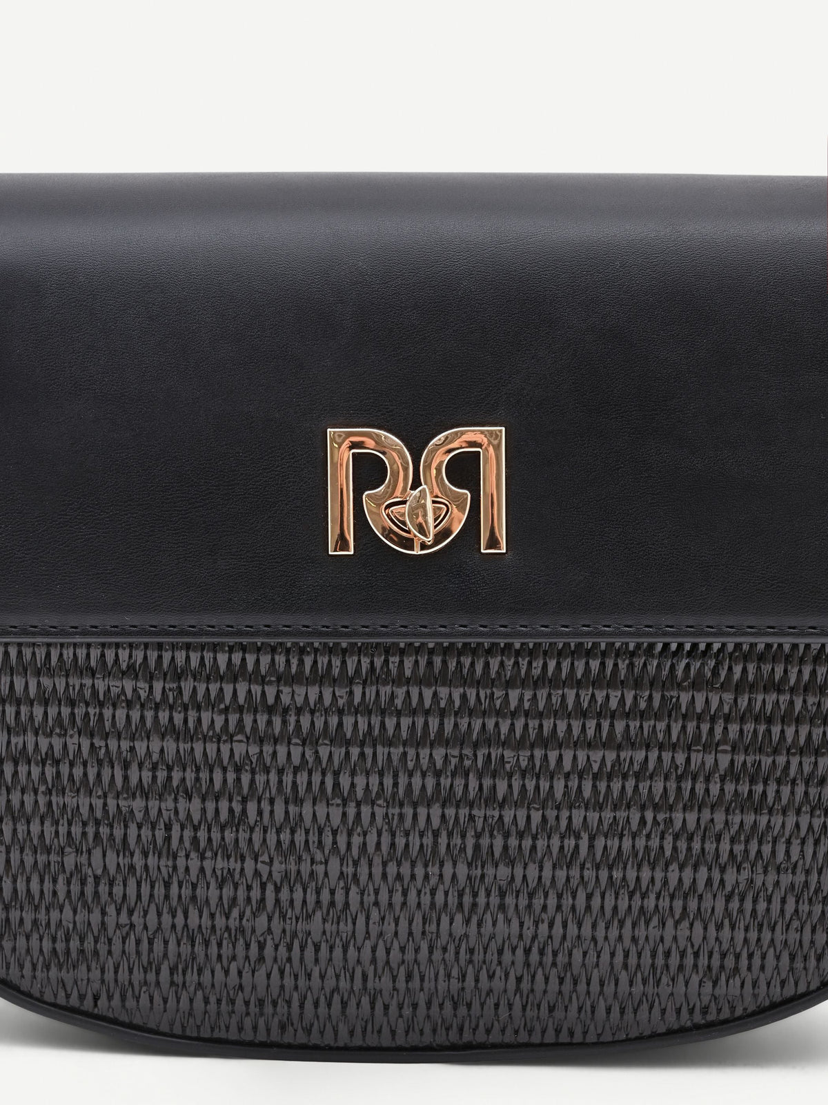 Borsa sella nera con finiture effetto pelle