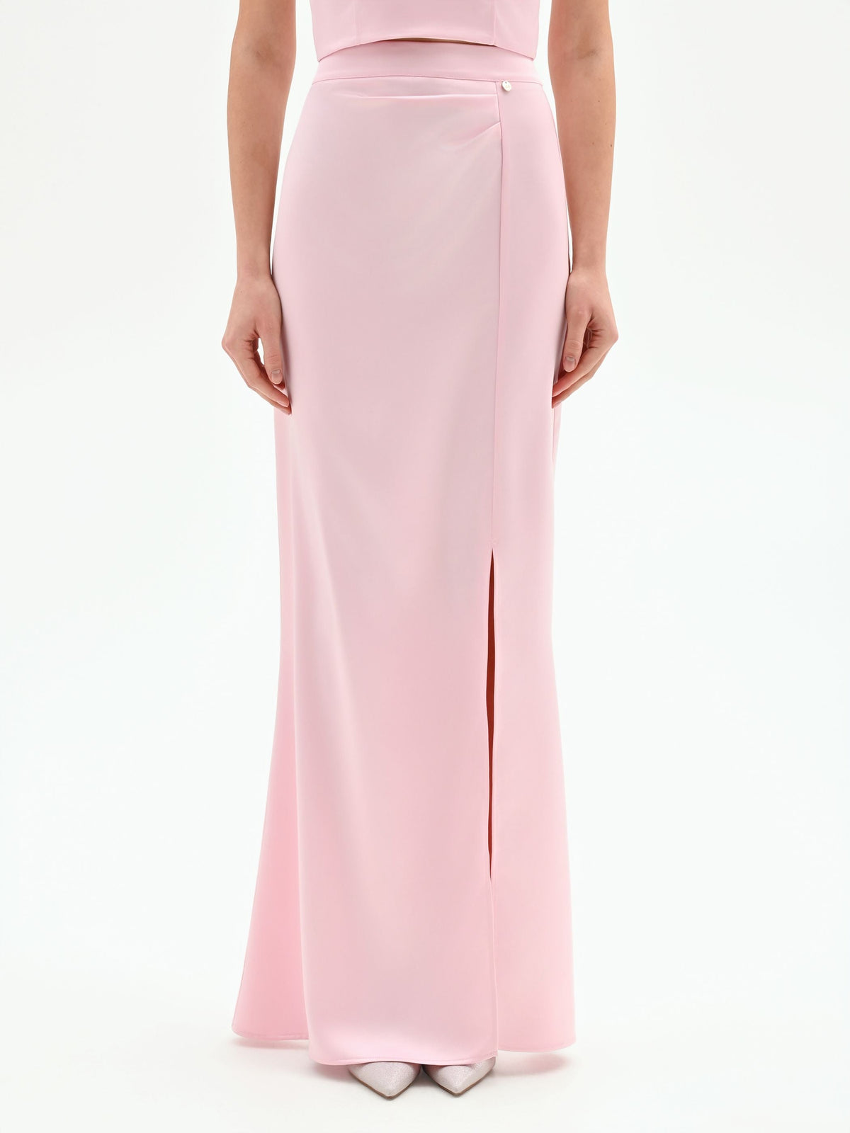 Gonna lunga rosa pastello in raso