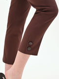 Pantalone a sigaretta cioccolato con spacchi decorati