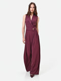 Tuta bordeaux fluida con bottone design